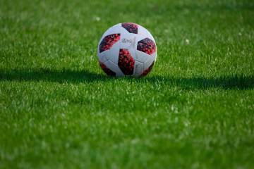 墨西哥晋级世界杯16强庆祝活动致4人死亡 首都街头人潮拥挤寸步难行（配图示意）